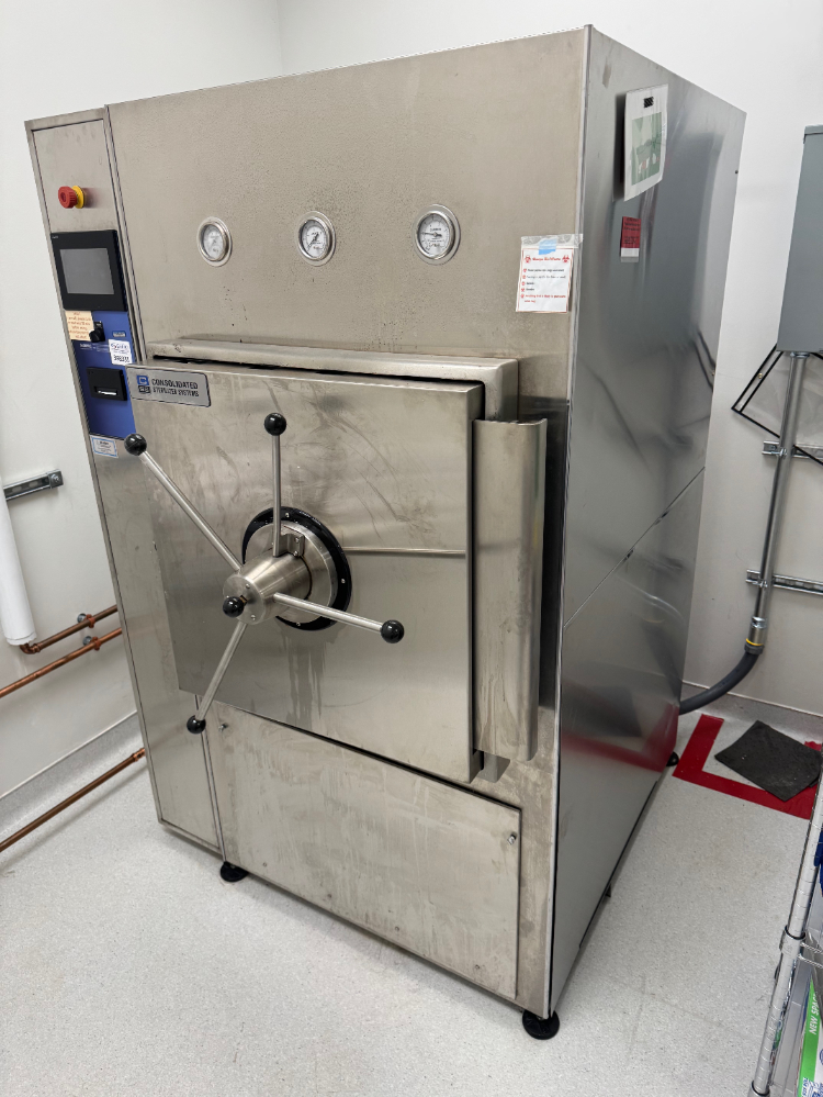 Image of Consolidated SR-24A-X1 Steam Sterilizer